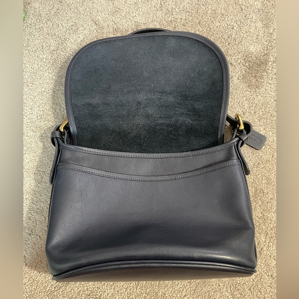 Vintage Navy Coach Fletcher Bag - Picture 6 of 14
